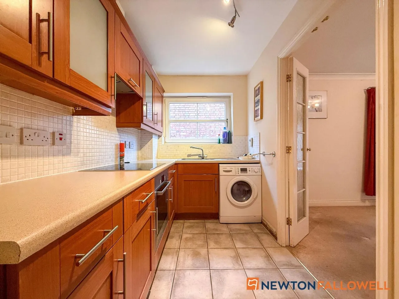 Warwick Road, Balderton, NG24, photo 3