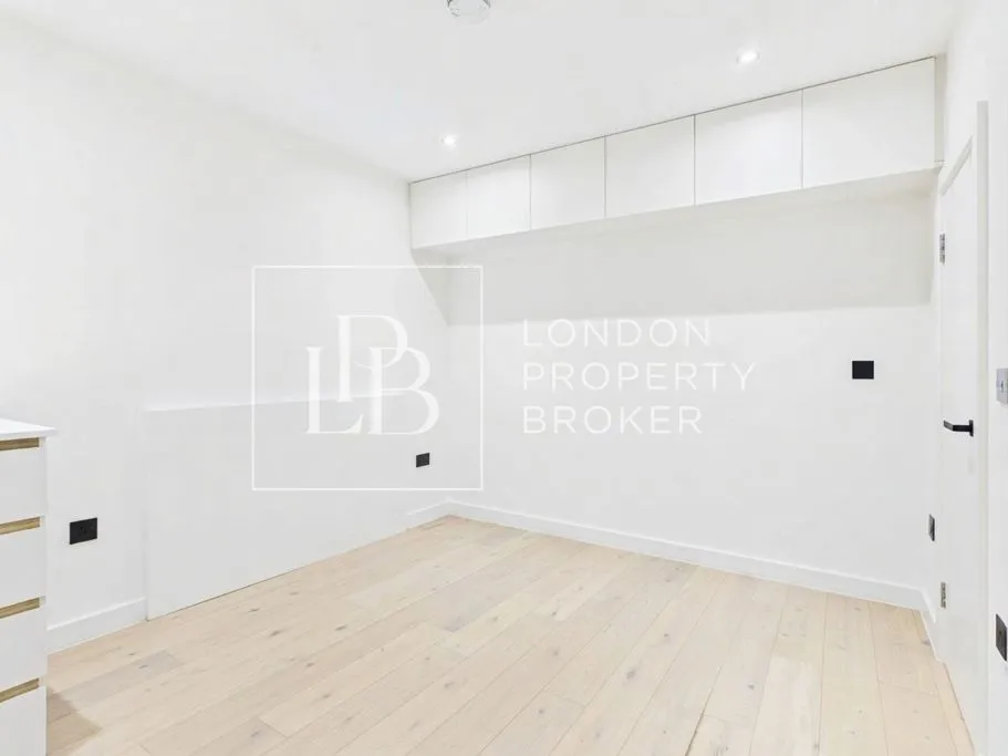 Clifford Road, London, E17, photo 3