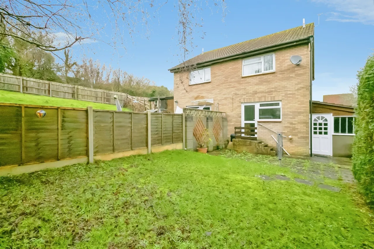Lydstep Road, Barry, CF62, photo 2