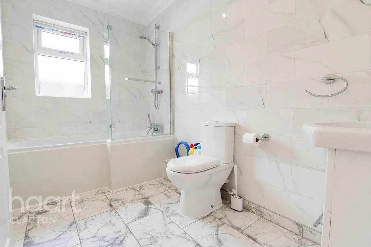 Chilburn Road, Clacton-On-Sea, CO15, photo 9