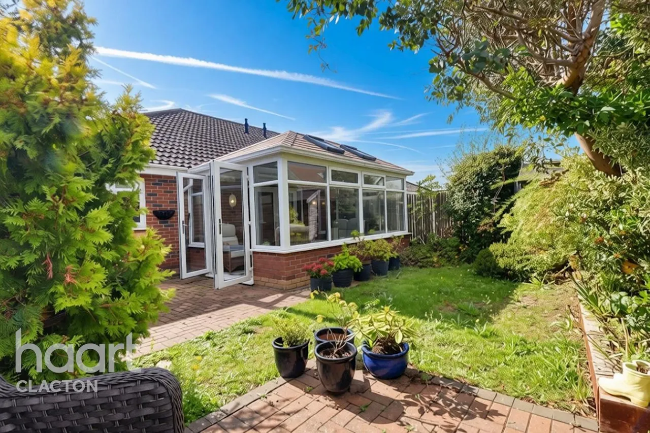 Chilburn Road, Clacton-On-Sea, CO15, photo 11