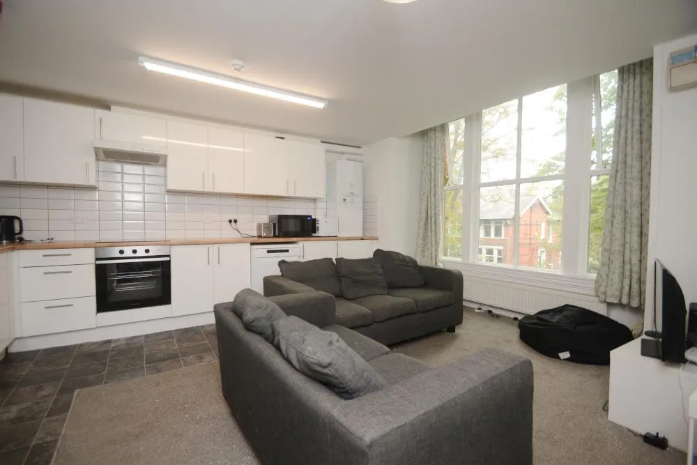 Clifton Avenue, Fallowfield, M14, photo 3