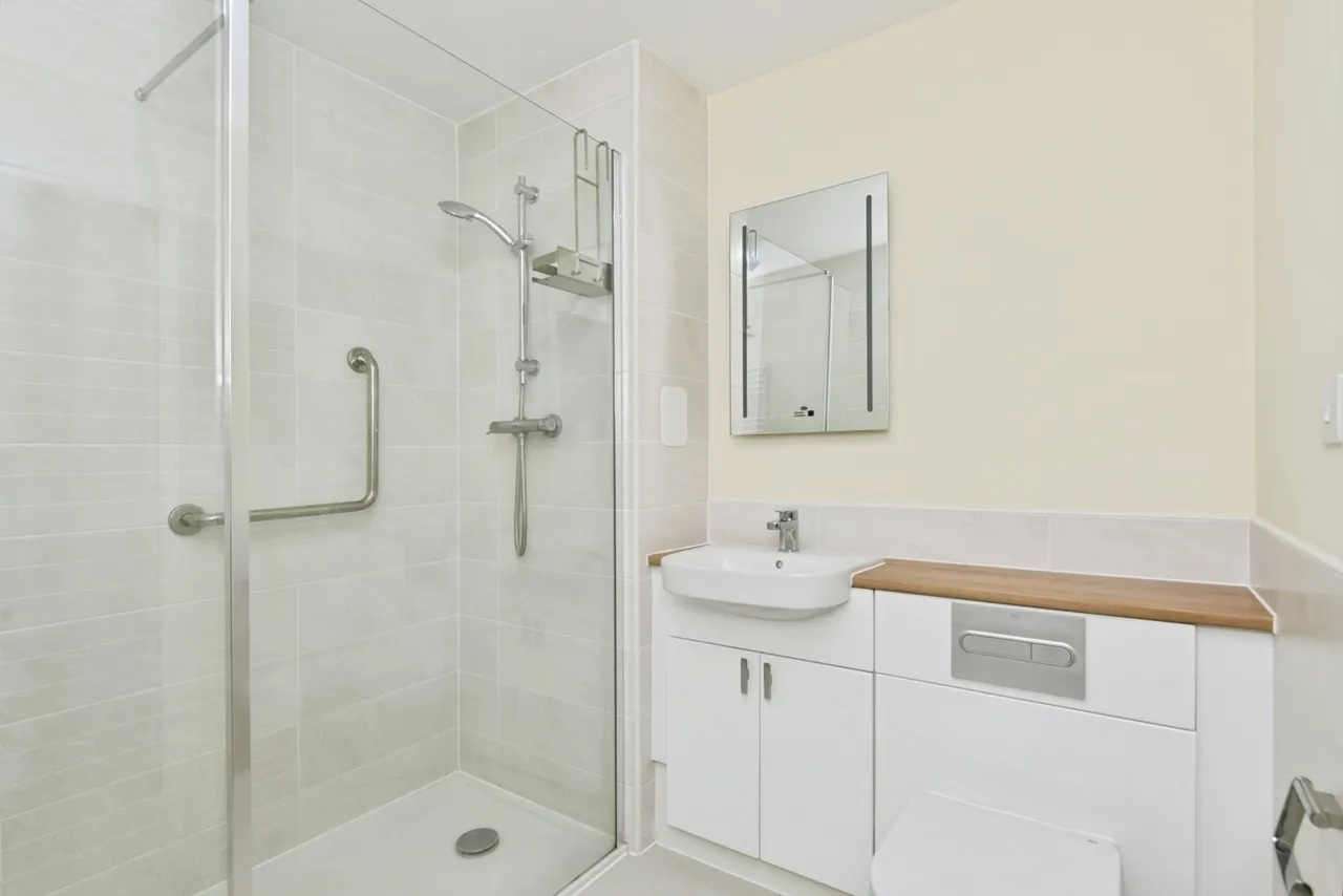 Cedar Avenue, Alsager, ST7, photo 14