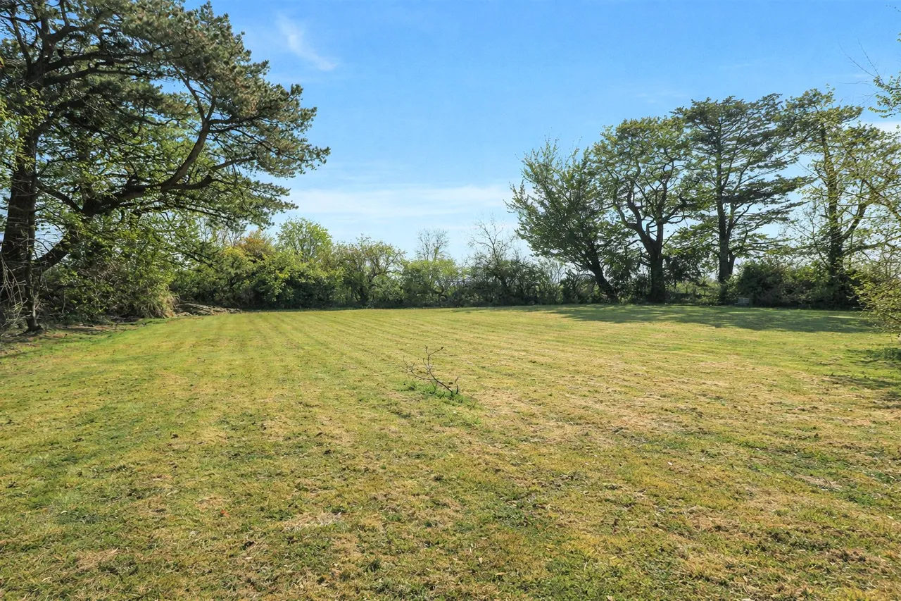 Silford Cross, Westward Ho!, photo 45
