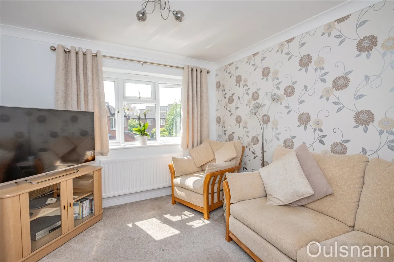 Button Drive, Bromsgrove, Worcestershire, B61 8RS, photo 7