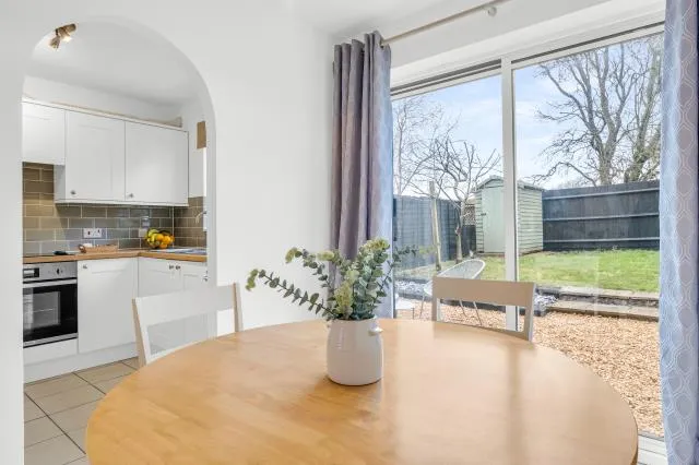 Lark Rise, Brackley, NN13, photo 6