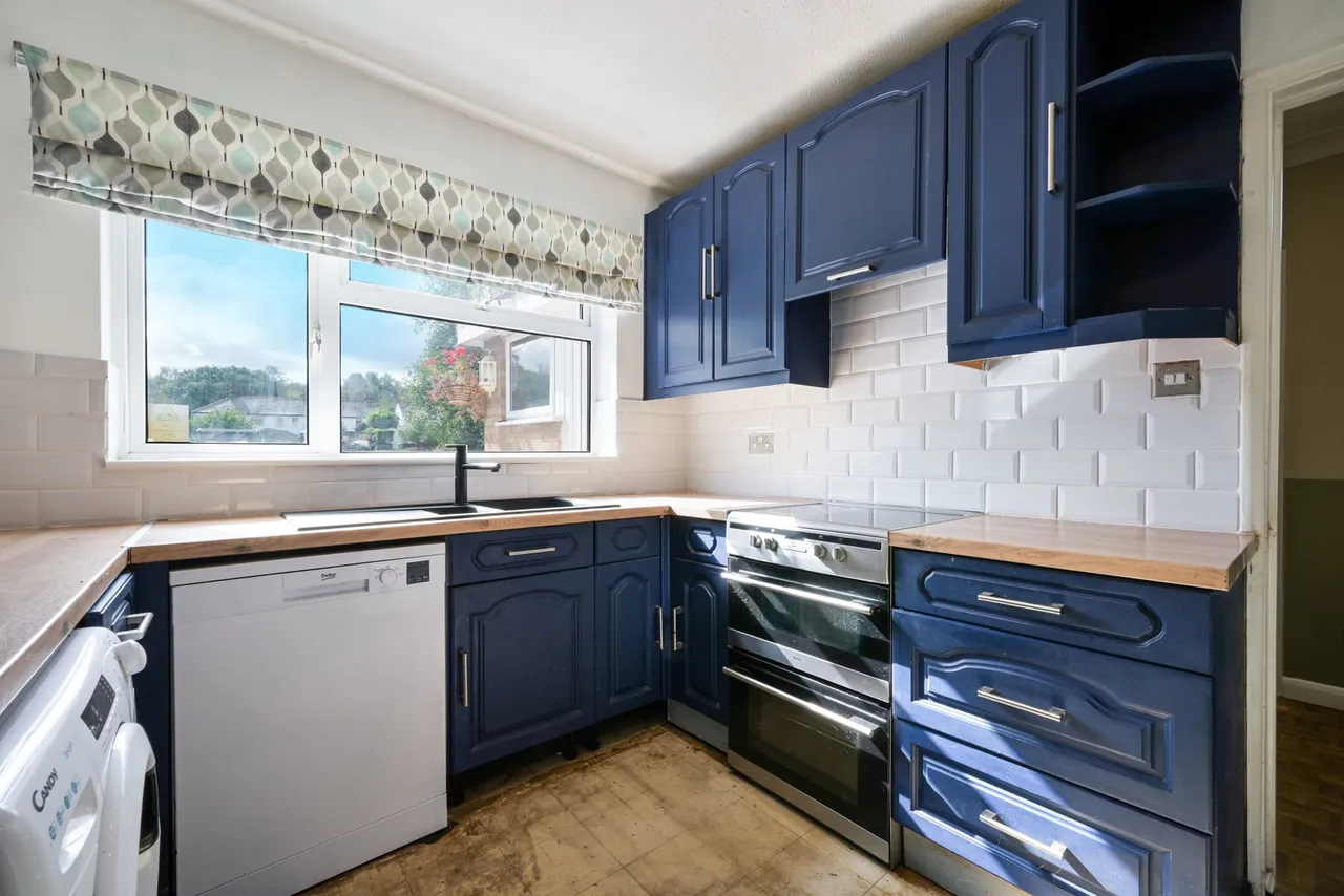 Lewins Road, Epsom, KT18, photo 8