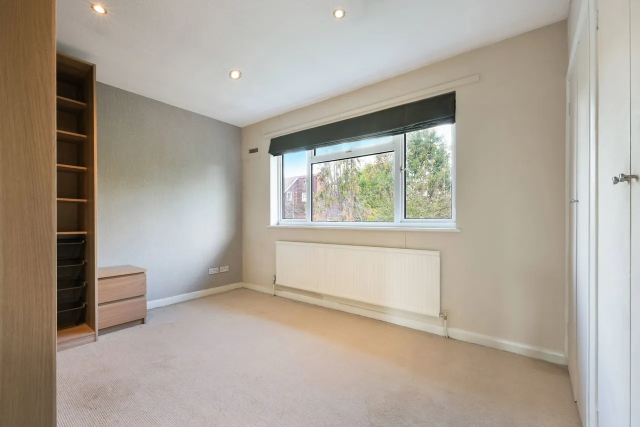 Lewins Road, Epsom, KT18, photo 15