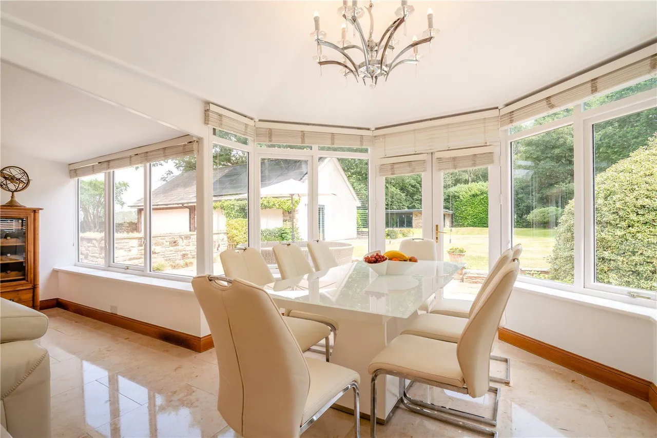Barnsley Road, Newmillerdam, Wakefield, West Yorkshire, WF2 6QH, photo 4