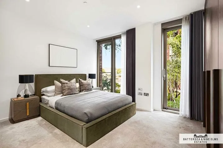 Embassy Gardens, SW11, photo 11