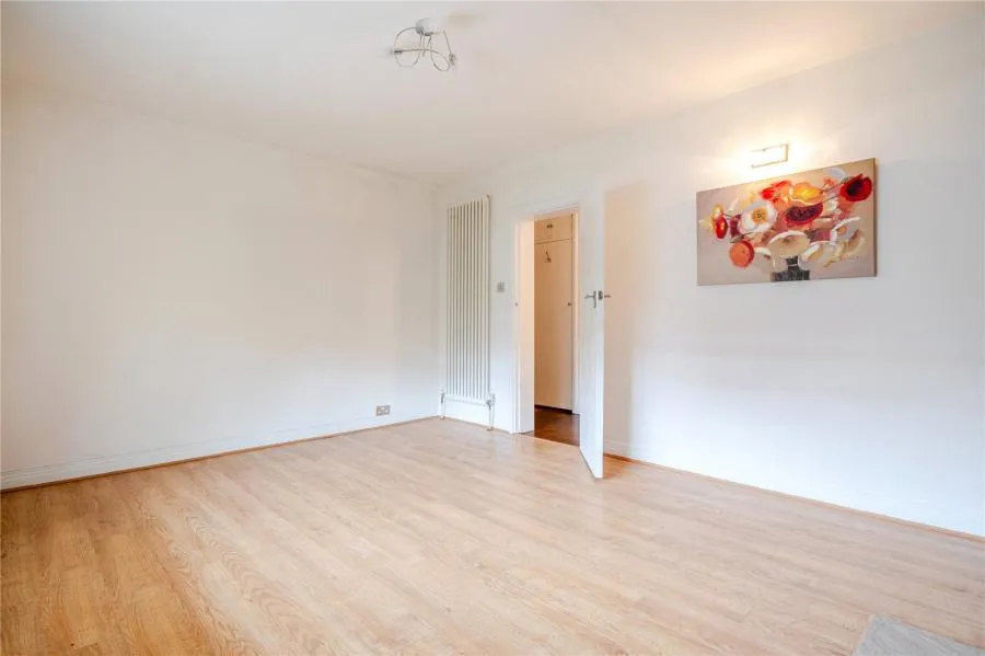 Marlborough House, Courtlands, SL6, photo 10