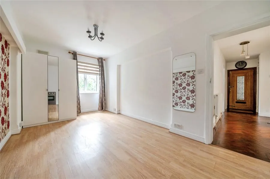 Marlborough House, Courtlands, SL6, photo 7