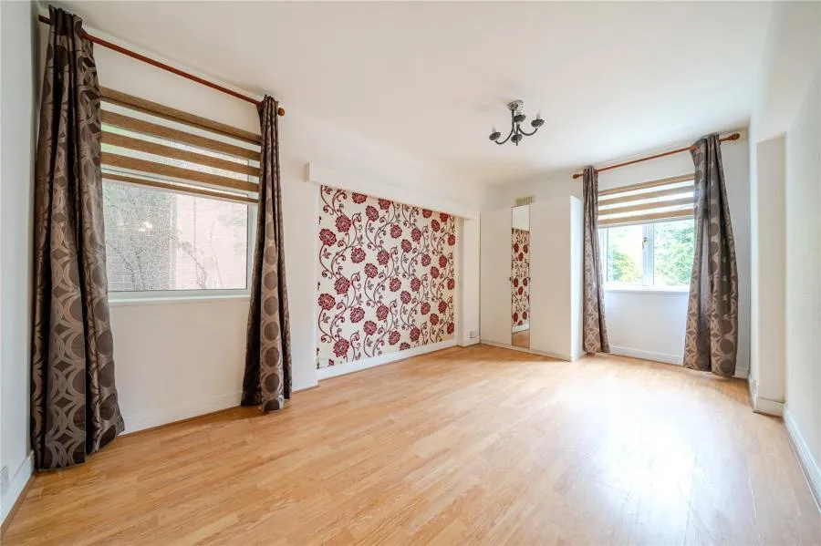 Marlborough House, Courtlands, SL6, photo 5