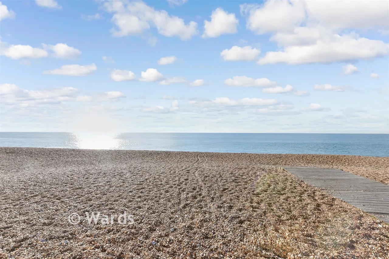 South Road, Hythe, CT21, photo 13