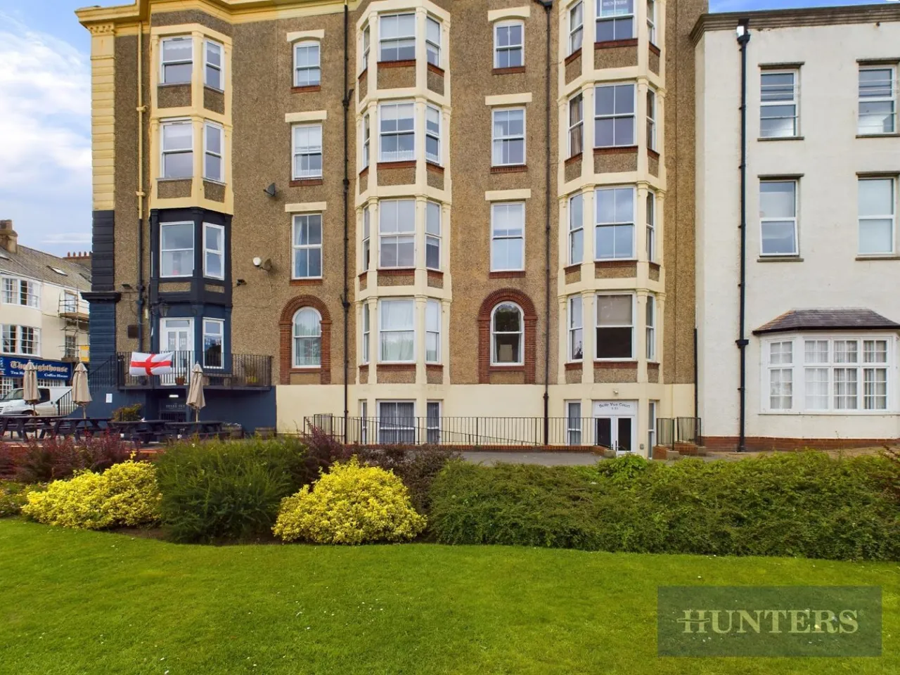 2 bed flat to rent, Town Hall Gardens, Filey, YO14