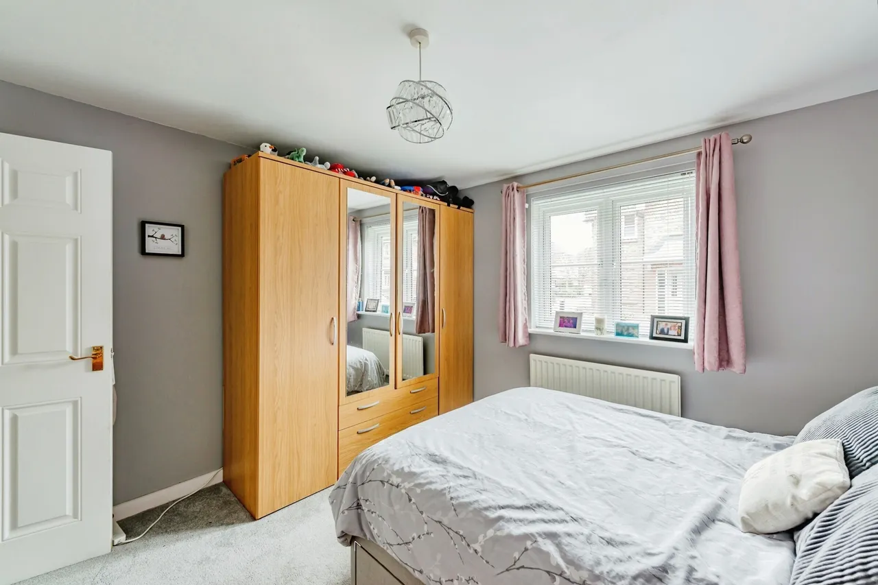 Tylehurst Drive, RH1, photo 9