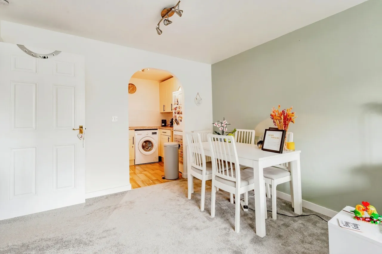 Tylehurst Drive, RH1, photo 12
