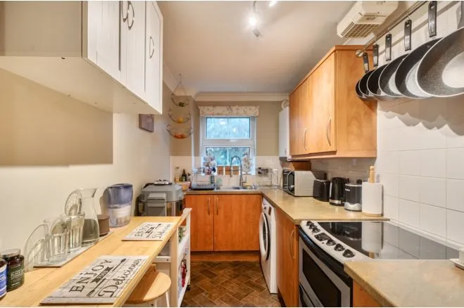 Spring Road, Southampton, SO19, photo 2
