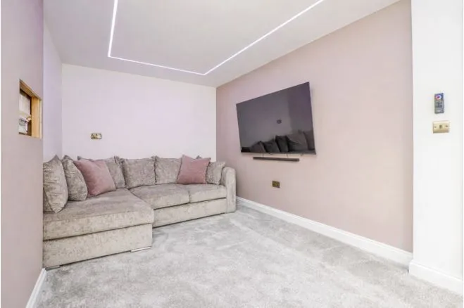 Poplar Place, Leeds, LS14, photo 6