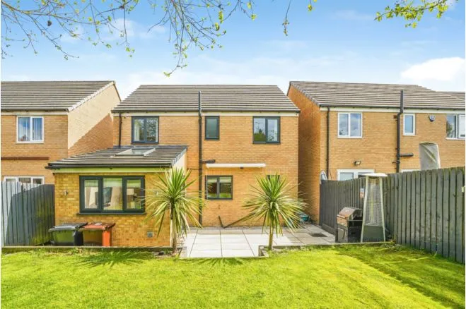 Poplar Place, Leeds, LS14, photo 15