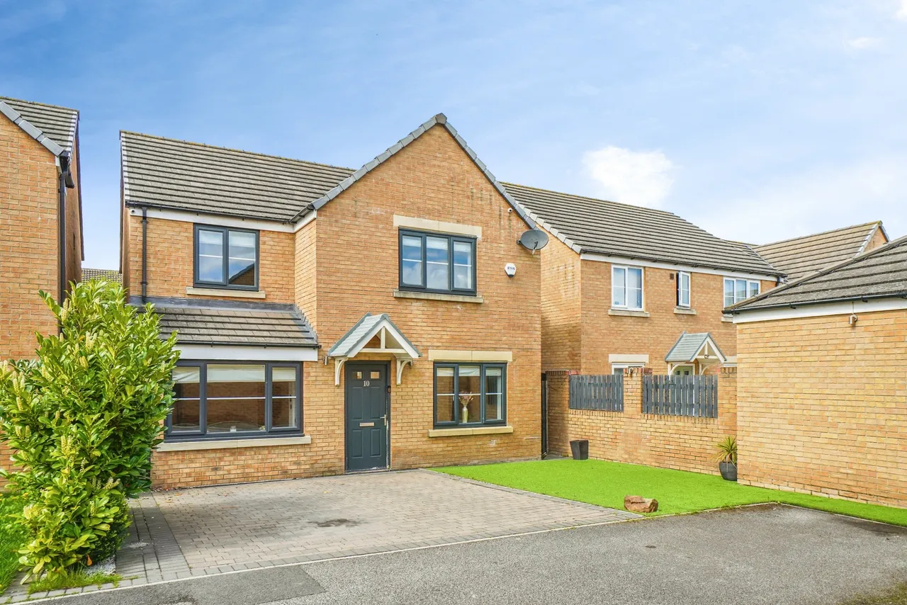 4 bed house for sale, Poplar Place, Leeds, LS14