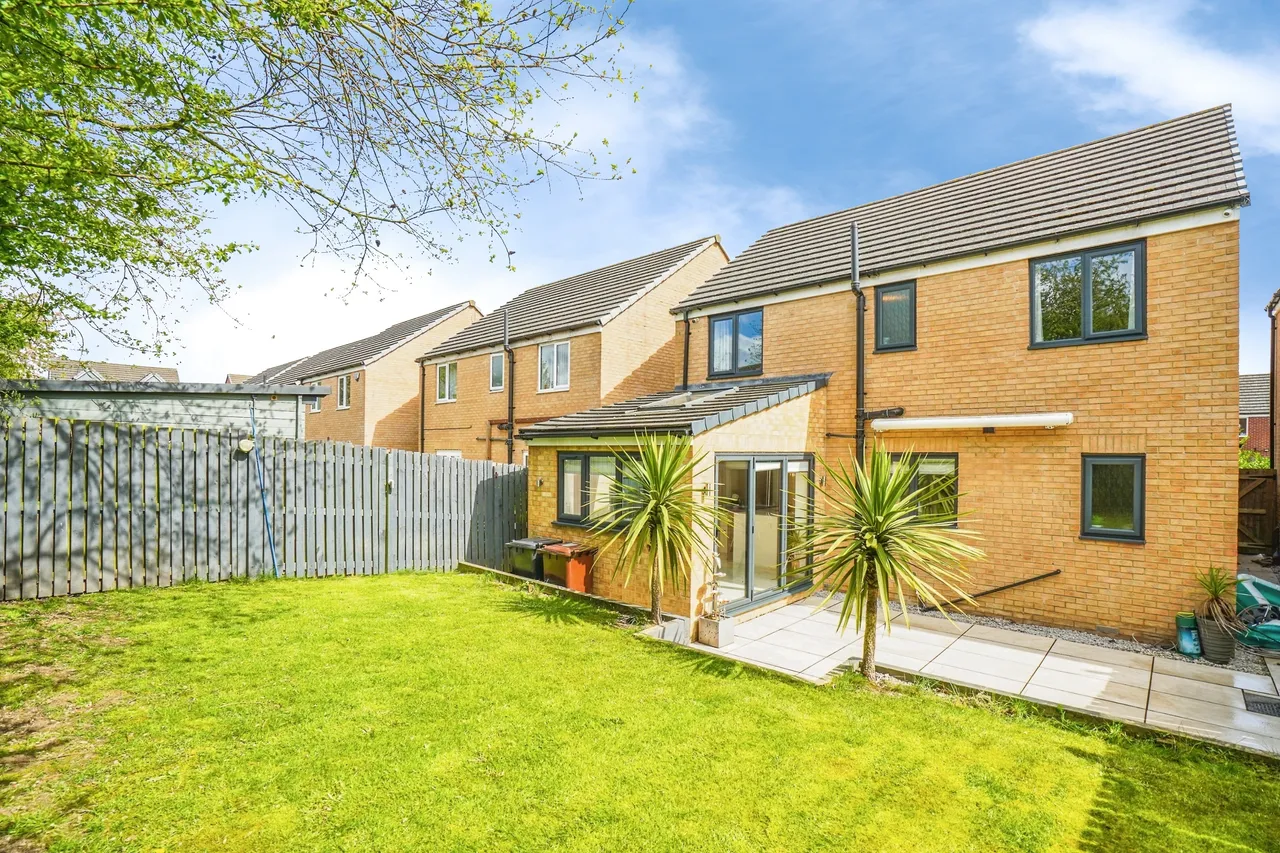 Poplar Place, Leeds, LS14, photo 17