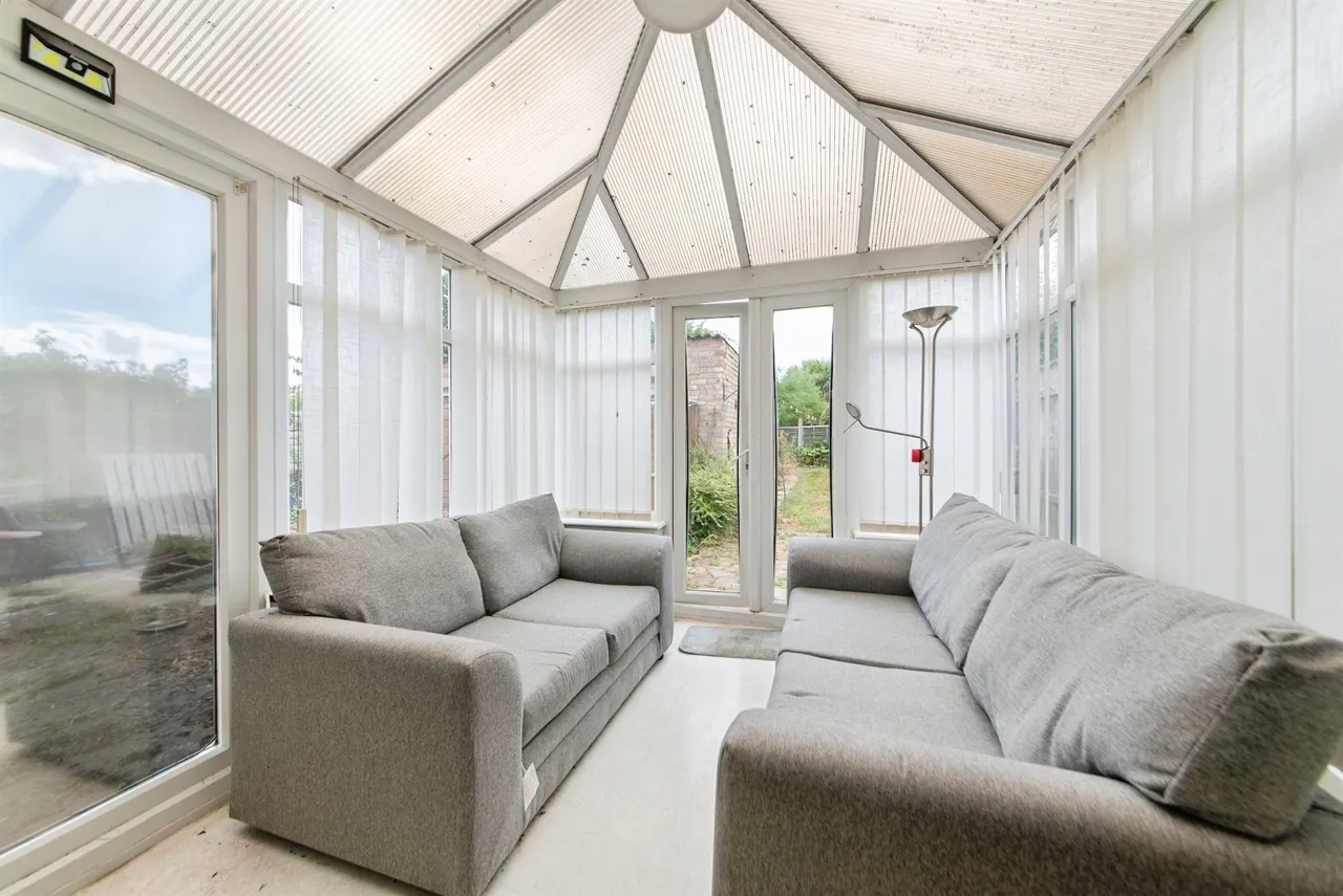 Albert Street, Spalding, PE11, photo 11