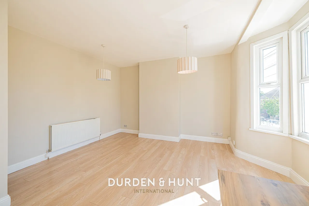 Grosvenor Road, Forest Gate, E7, photo 3