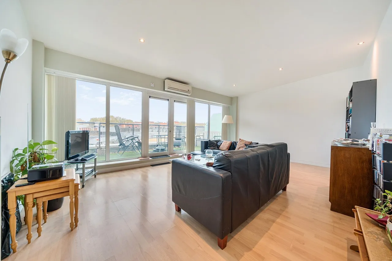 Welland Street, SE10, photo 5