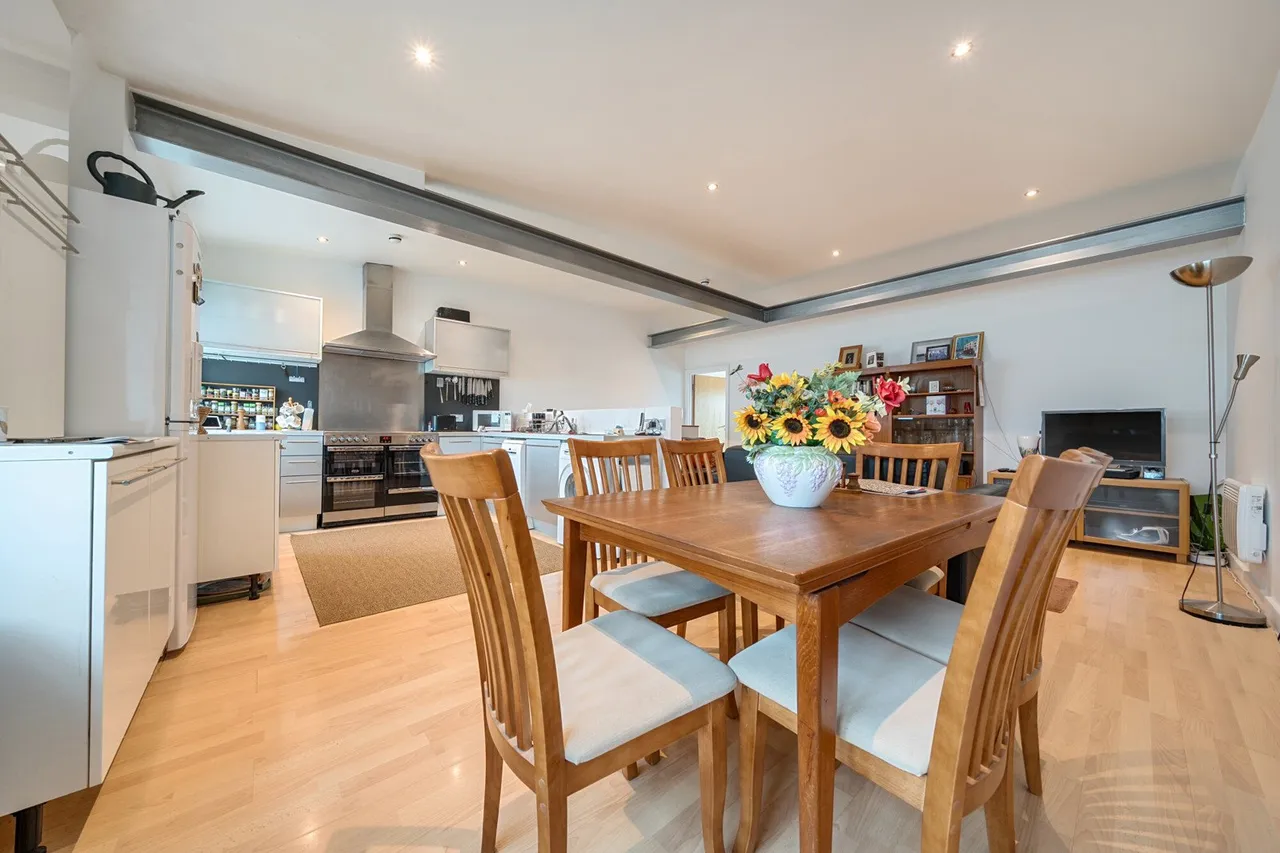 Welland Street, SE10, photo 11