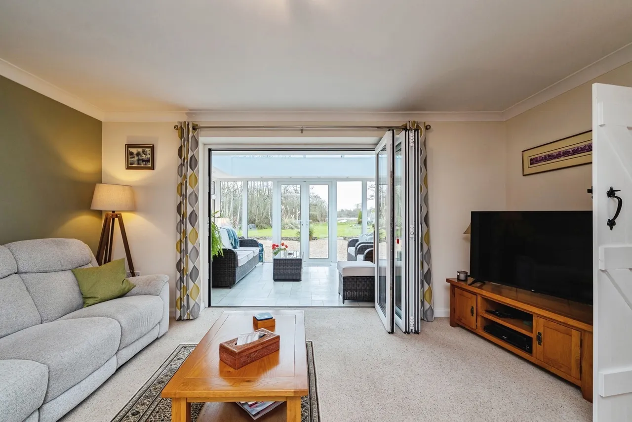 Horning Road, Hoveton, Norwich, Norfolk, NR12, photo 31