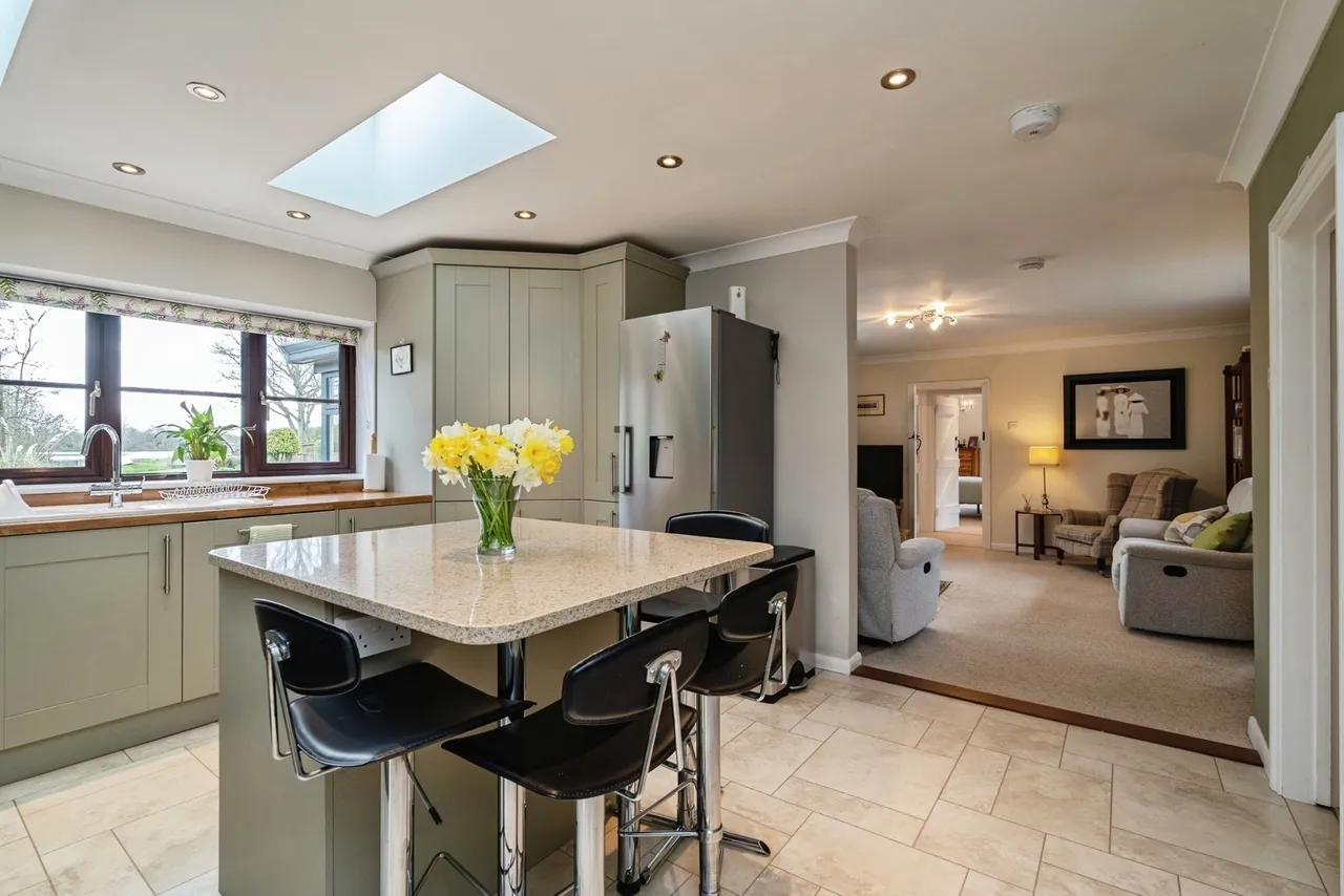Horning Road, Hoveton, Norwich, Norfolk, NR12, photo 37
