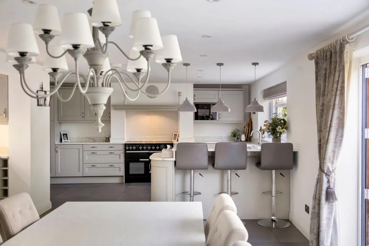 Millfield, Southwater, RH13, photo 8