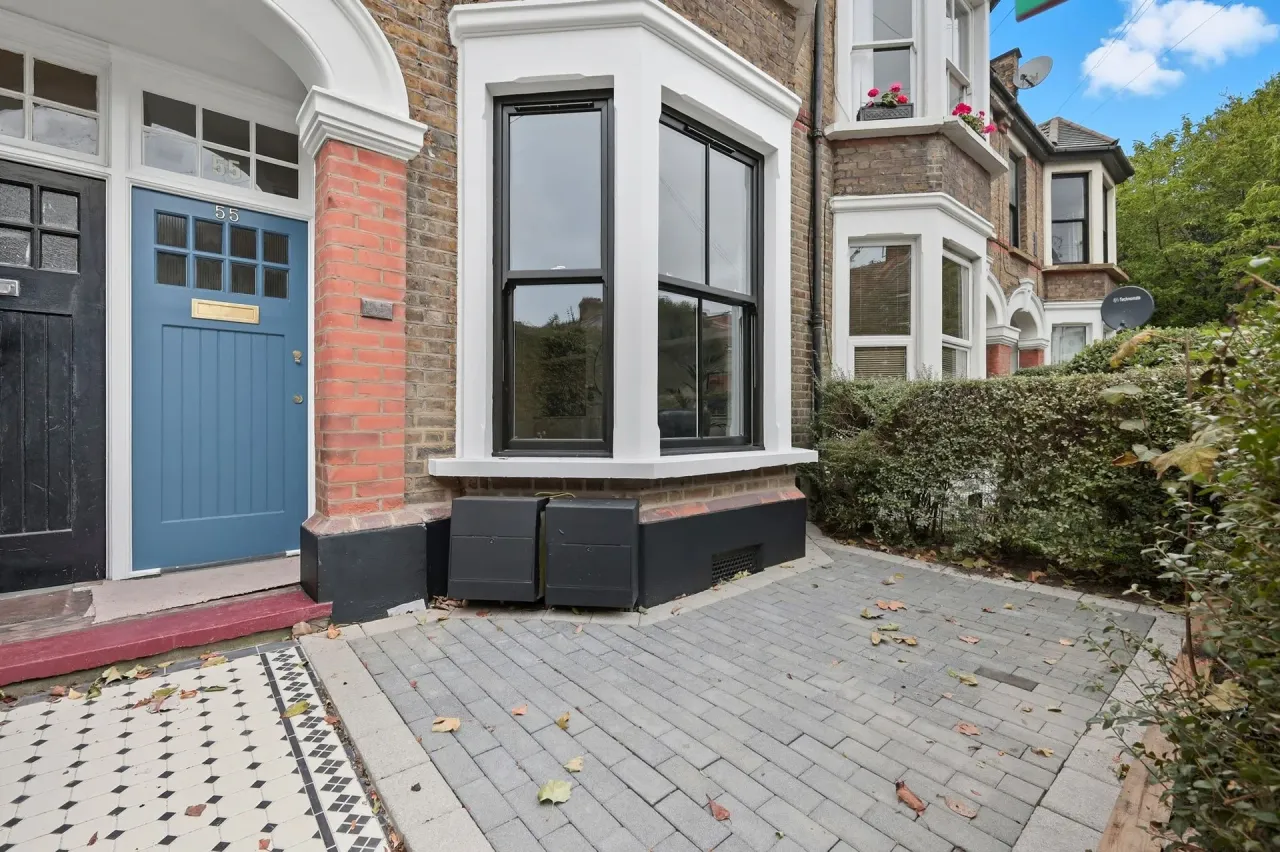 Brunswick Road Leyton, E10, photo 2