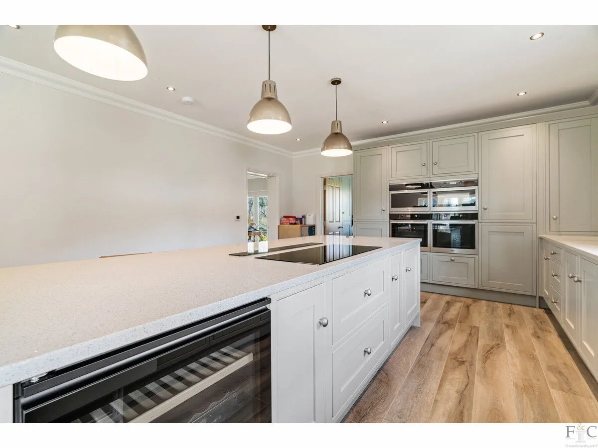 Main Street, Burton Overy, LE8, photo 12