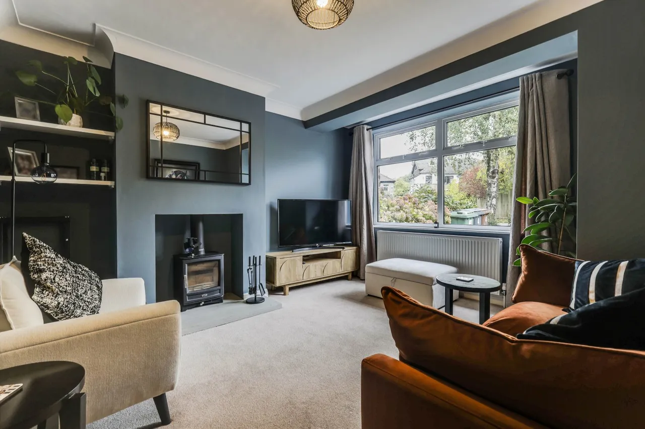 Emmott Drive, Rawdon, LS19, photo 5