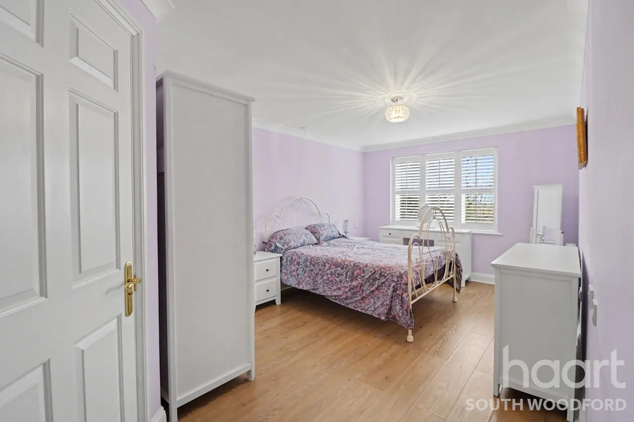 Victoria Road, Buckhurst Hill, IG9, photo 5