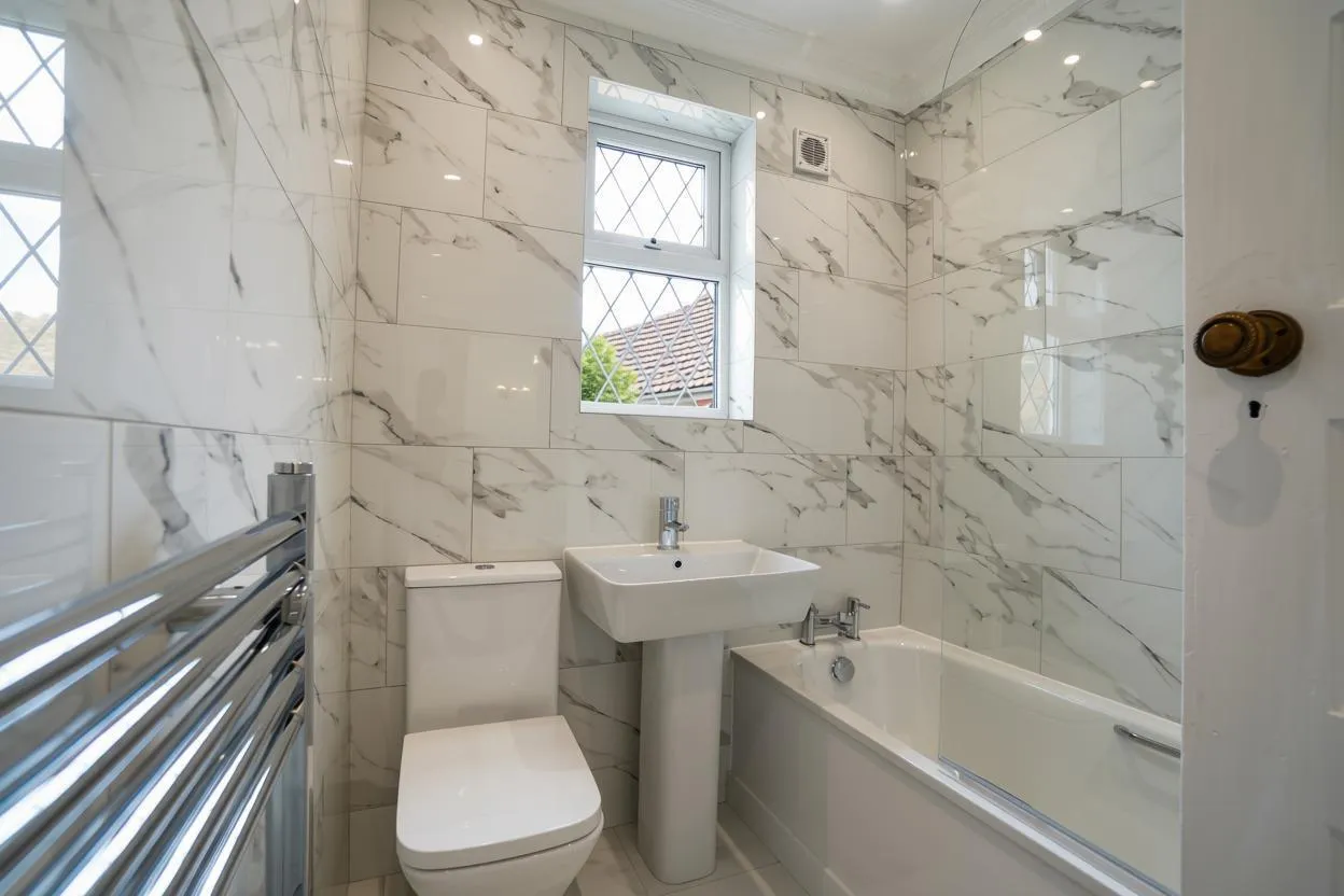 Woodlawn Crescent, Twickenham, photo 9