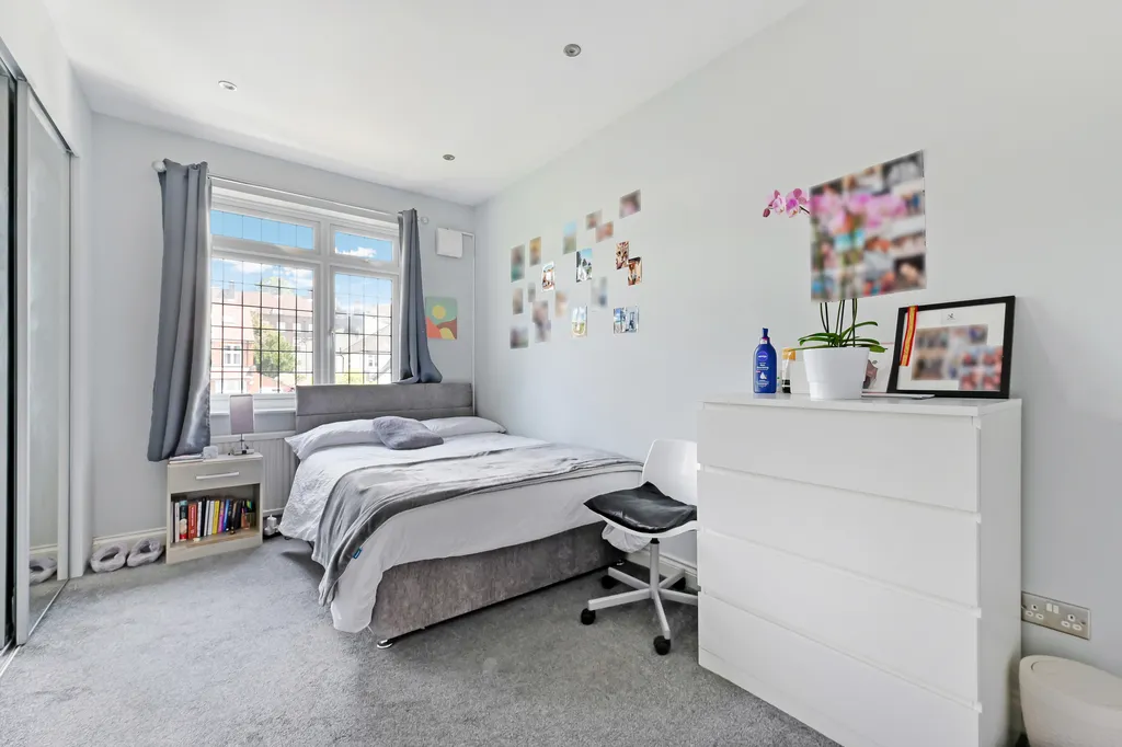 Kings Avenue, London, SW12, photo 8
