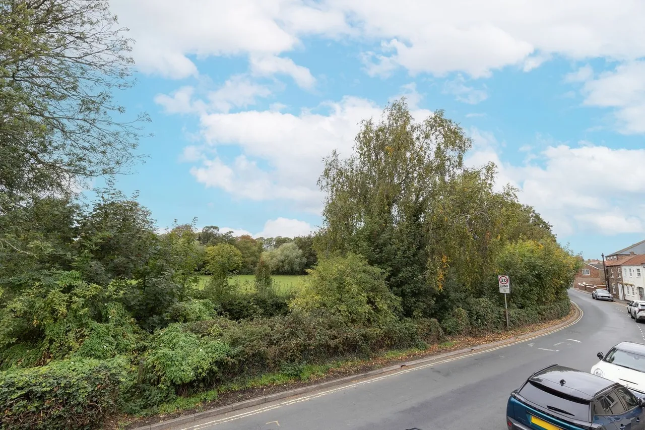 Hailgate, Howden, DN14, photo 15