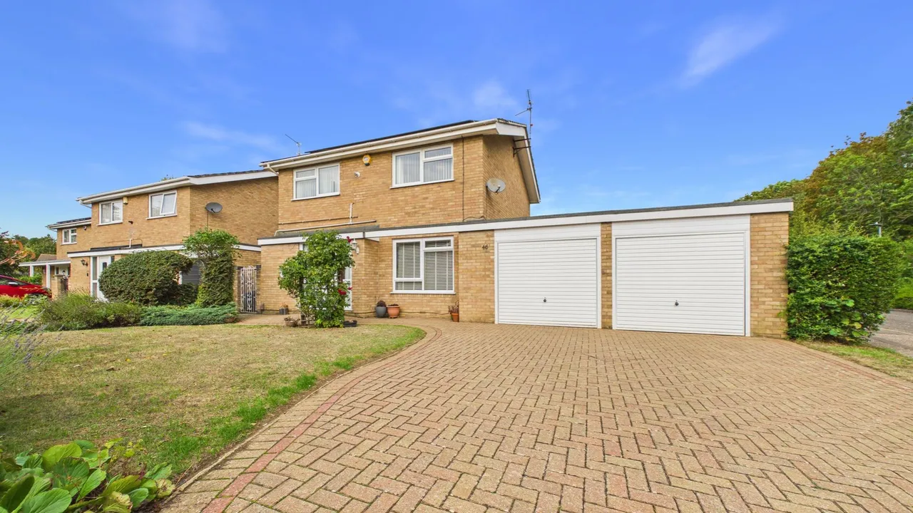 4 bed house for sale — Gullymore, Bretton, Peterborough, PE3