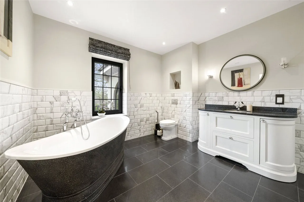 East Road, Weybridge, Surrey, KT13, photo 10
