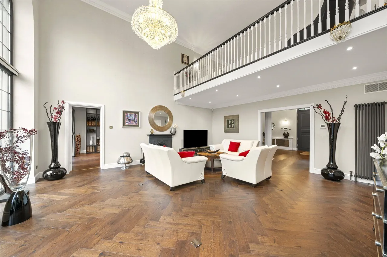 East Road, Weybridge, Surrey, KT13, photo 3