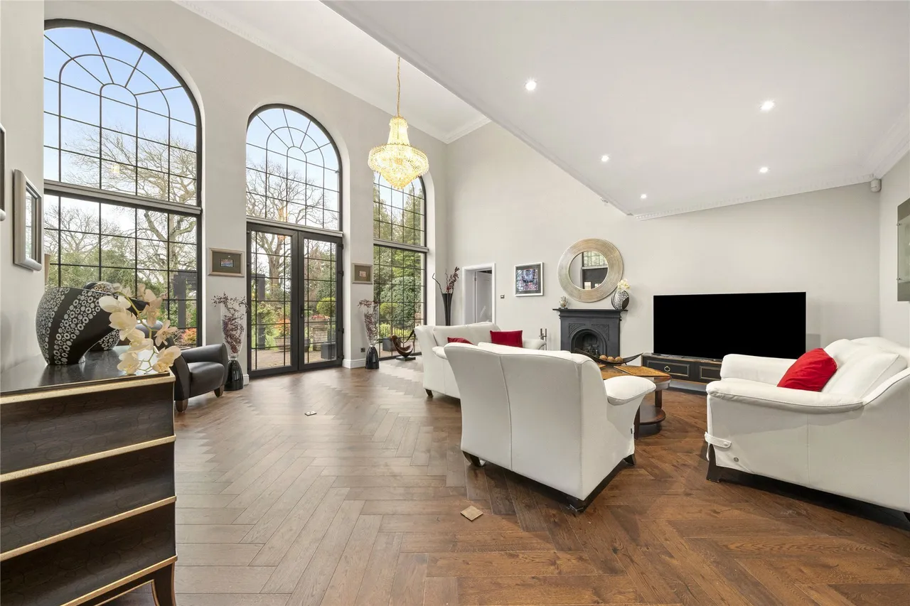 East Road, Weybridge, Surrey, KT13, photo 2
