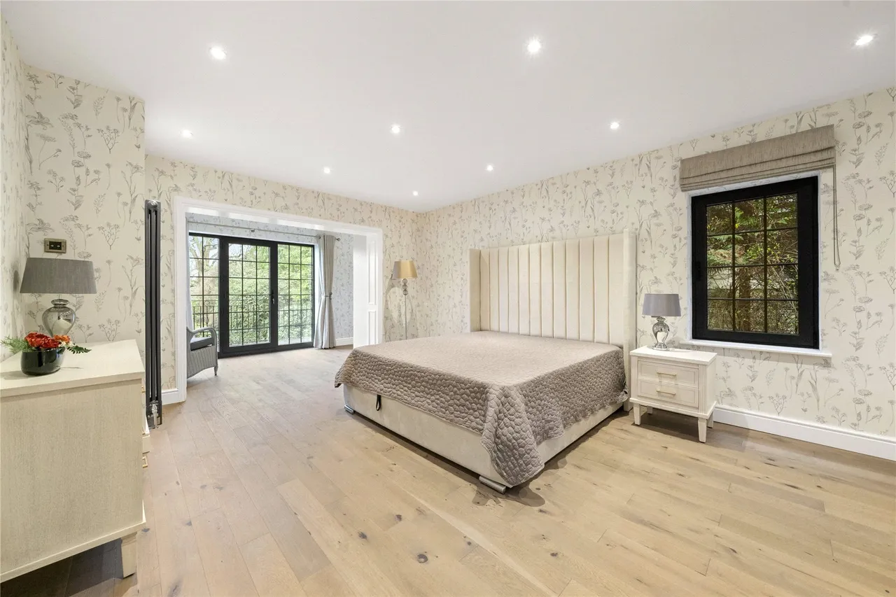 East Road, Weybridge, Surrey, KT13, photo 7