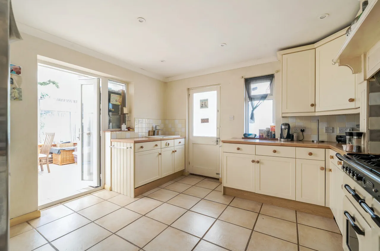 West Street, Sompting, BN15, photo 10