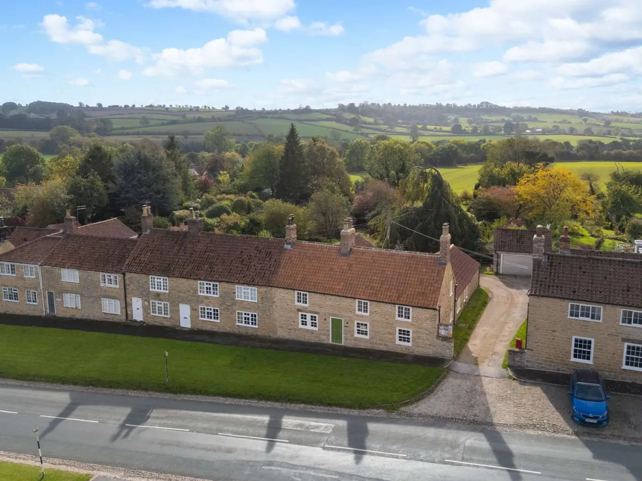 2 bed house for sale, Coxwold, York, YO61