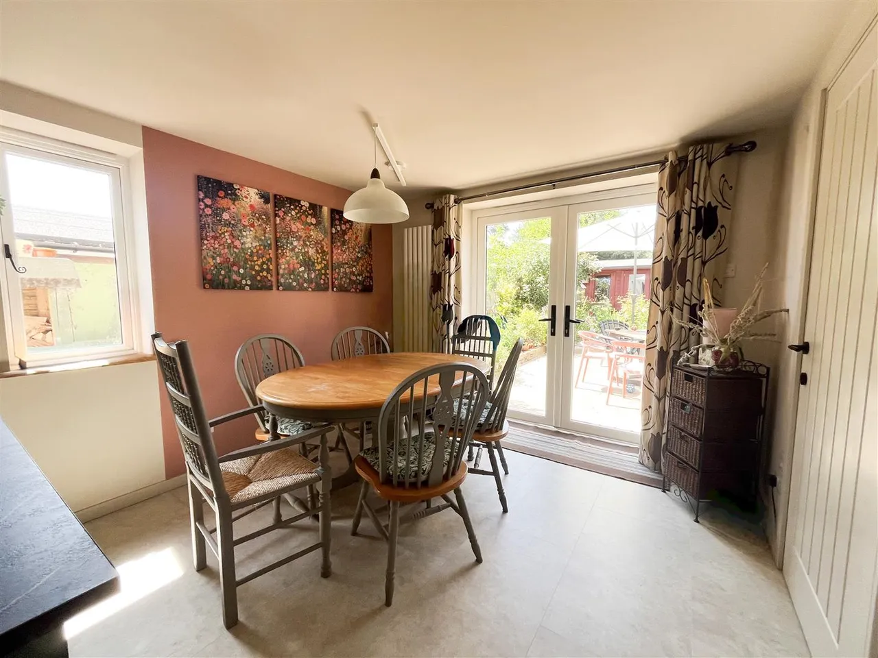North Street, Punnetts Town, Heathfield, TN21 9DT, photo 6