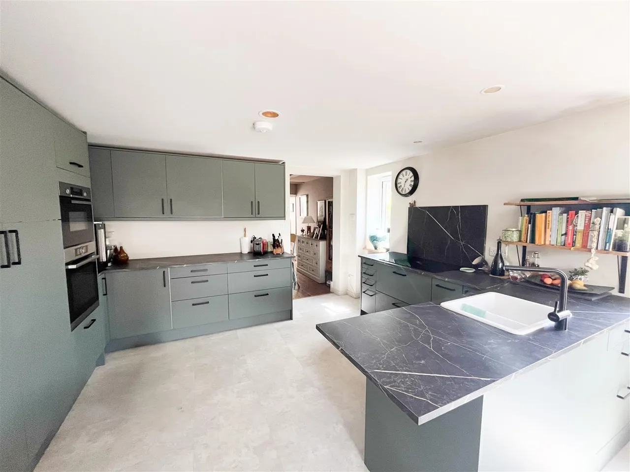 North Street, Punnetts Town, Heathfield, TN21 9DT, photo 12
