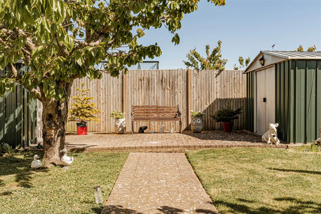 Lonsdale Avenue, Margate, Kent, CT9 3BY, photo 11